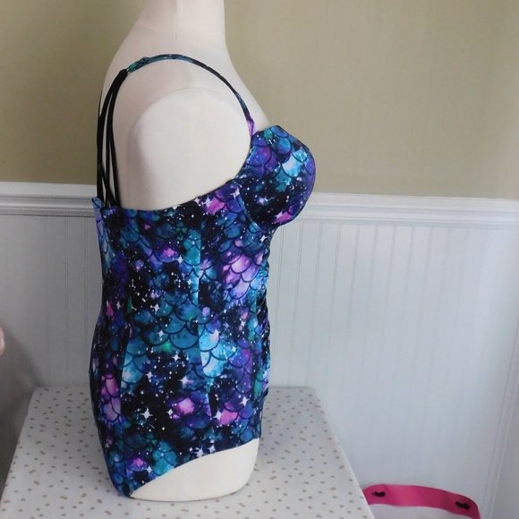 NWT 2X Mermaid Slim One Piece Swimsuit - Picture 4 of 7